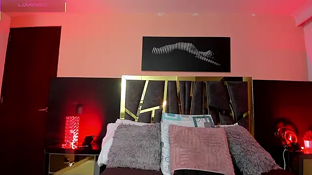 ScarletTorres online show from 11-08-25, 03:26