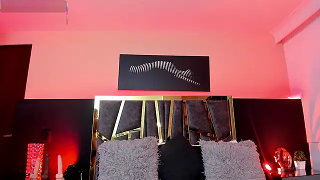 ScarletTorres online show from 10-09-25, 07:14