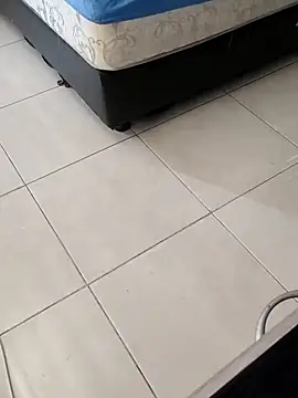 boysxx online show from 10-24-25, 06:01