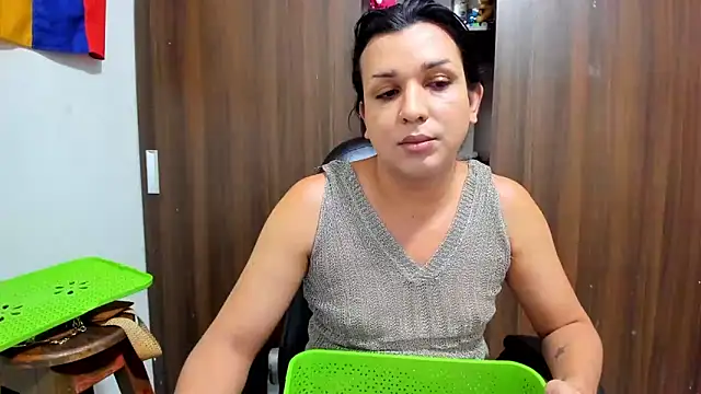 Snapshot of miss_bigcockts chatting on 03-22-26, 03:46 miss bigcockts online show from 03-22-26, 03:46