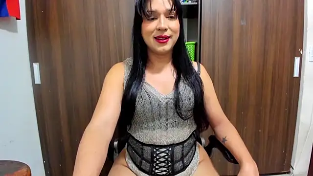 Snapshot of miss_bigcockts chatting on 03-23-26, 09:53 miss bigcockts online show from 03-23-26, 09:53