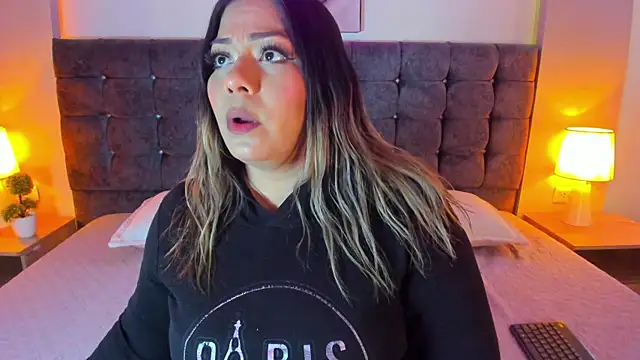 isabella horney  online show from 01-08-26, 08:15