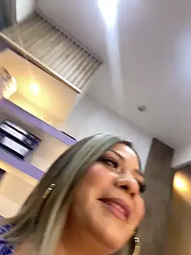 isabella horney  online show from 03-23-26, 12:27