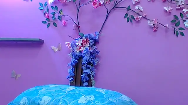 skinnybarbie022 online show from 03-16-26, 12:18