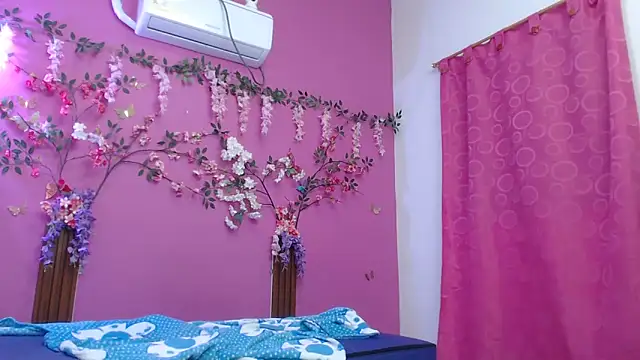 skinnybarbie022 online show from 02-14-26, 12:55