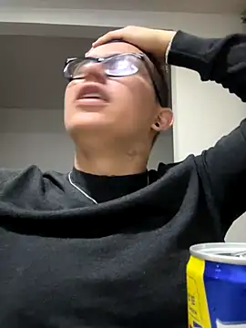 Kurtxxx22 online show from 10-30-25, 04:55