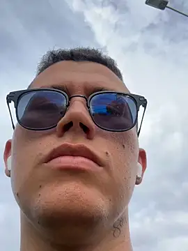 Kurtxxx22 online show from 04-09-26, 09:32