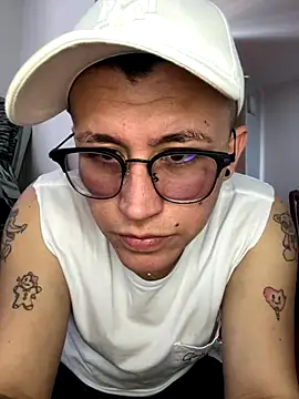 Kurtxxx22 online show from 12-01-25, 08:32