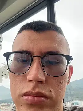 Kurtxxx22 online show from 12-20-25, 01:03