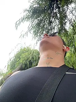 Kurtxxx22 online show from 04-10-26, 07:43