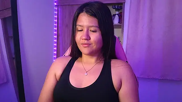 Oliviawatson1 online show from 03-27-26, 12:17