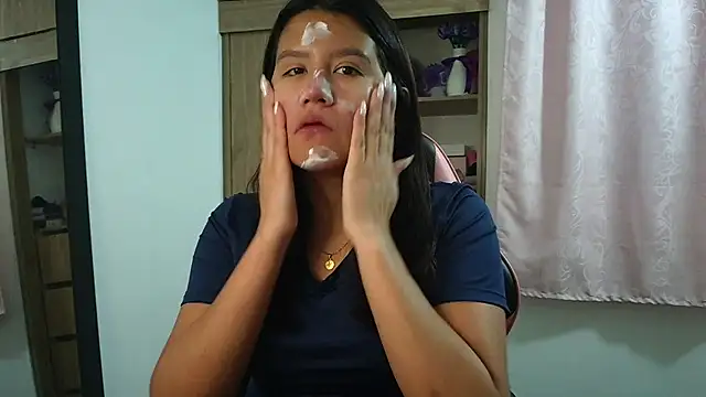 Oliviawatson1 online show from 02-17-26, 12:13