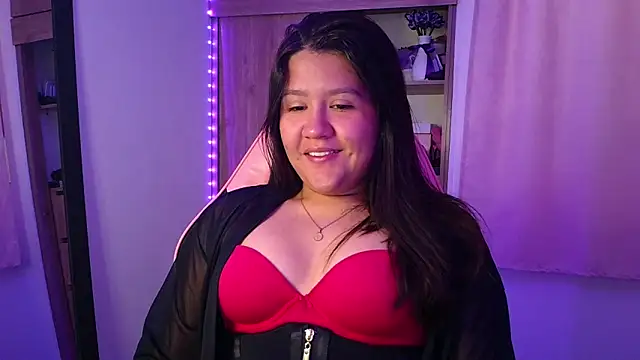 Snapshot of Oliviawatson1 chatting on 05-10-26, 12:31 Oliviawatson1 online show from 05-10-26, 12:31