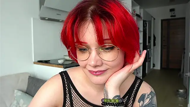 Snapshot of Sova173 chatting on 05-24-26, 12:27 Sova173 online show from 05-24-26, 12:27