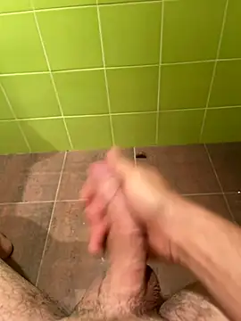 Snapshot of Pollon1994 chatting on 09-28-25, 02:46 Pollon1994 online show from 09-28-25, 02:46