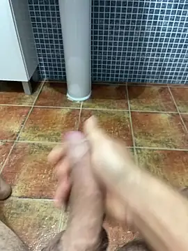 Snapshot of Pollon1994 chatting on 10-06-25, 12:34 Pollon1994 online show from 10-06-25, 12:34