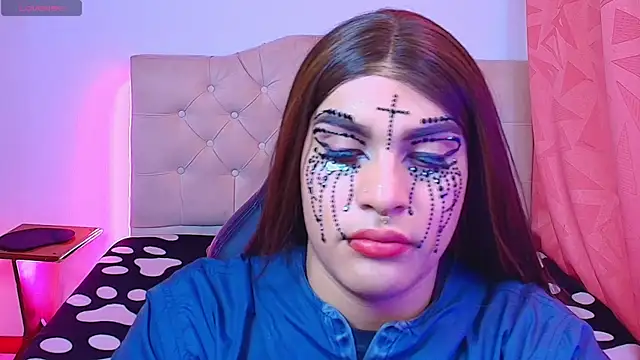 lailahdark online show from 10-26-25, 05:30