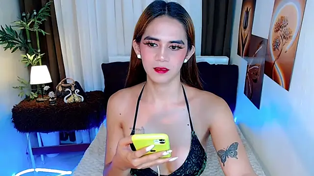 Snapshot of xPrecuioseChesca chatting on 06-14-26, 01:57 xPrecuioseChesca online show from 06-14-26, 01:57