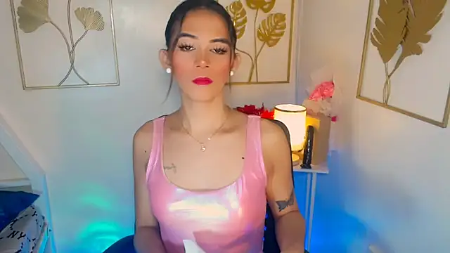 xPrecuioseChesca online show from 10-29-25, 01:04