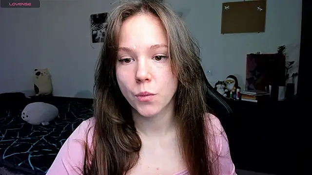 cute little ass online show from 02-17-26, 03:04