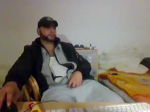 SmokedAlloy2 online show from 11-16-25, 06:12