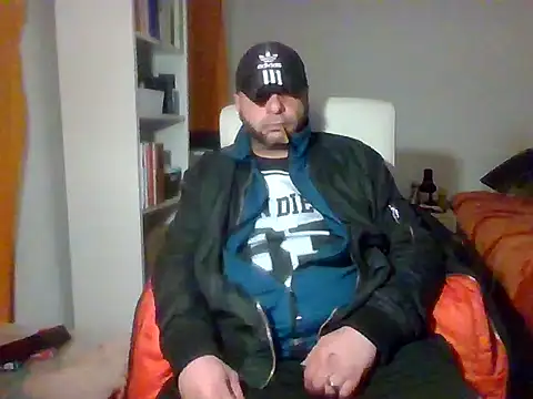 Snapshot of SmokedAlloy2 chatting on 03-22-26, 11:17 SmokedAlloy2 online show from 03-22-26, 11:17