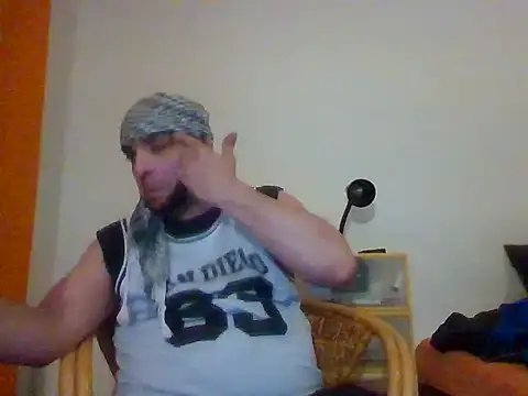 Snapshot of SmokedAlloy2 chatting on 03-05-26, 12:18 SmokedAlloy2 online show from 03-05-26, 12:18