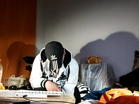 SmokedAlloy2 online show from 01-10-26, 07:42