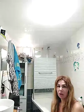 Snapshot of Alisasex@xh chatting on 12-03-24, 12:13 Alisasexxh online show from 12-03-24, 12:13