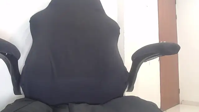 Snapshot of JackyHotBlack chatting on 09-11-25, 03:50 JackyHotBlack online show from 09-11-25, 03:50