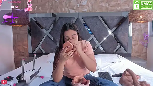 Snapshot of Selene__Lopez_ chatting on 06-05-26, 07:30 Selene Lopez online show from 06-05-26, 07:30
