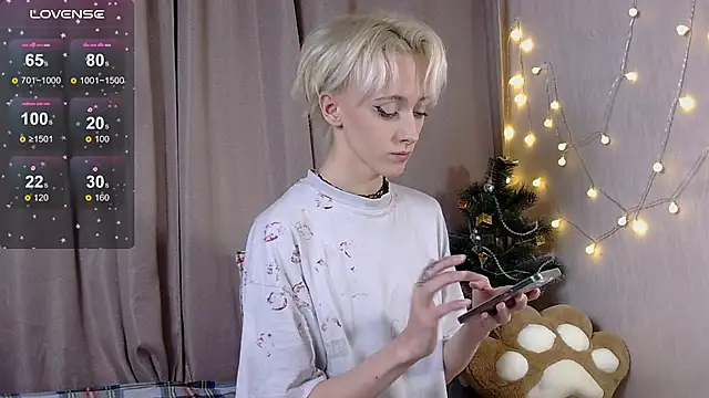 NextVibe  online show from 12-18-25, 05:17