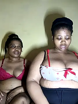 Prettyboobiesx online show from 10-14-25, 07:47