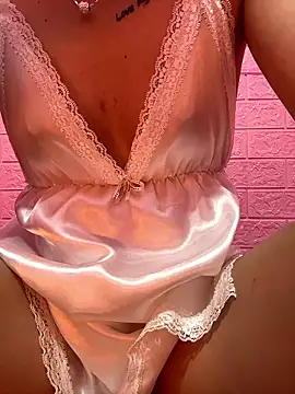 Snapshot of xixi2025-16 chatting on 01-19-26, 02:15 xixi2025-16 online show from 01-19-26, 02:15