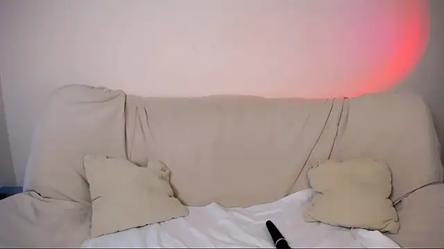 Charlotte Colinss online show from 03-22-26, 03:43