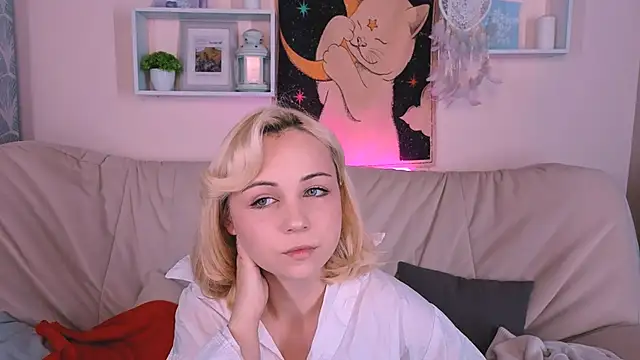 Charlotte Colinss online show from 10-02-25, 03:21