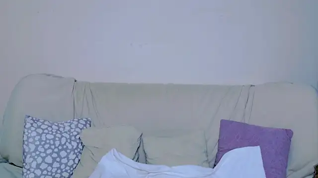 Snapshot of Charlotte_Colinss chatting on 05-07-26, 05:11 Charlotte Colinss online show from 05-07-26, 05:11