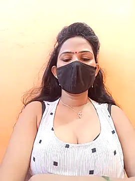 Snapshot of Shagun-Mishra chatting on 09-24-25, 04:30 Shagun-Mishra online show from 09-24-25, 04:30