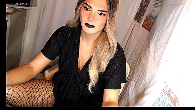 Snapshot of AndreaNakedTs2Cum chatting on 08-06-26, 05:52 AndreaNakedTs2Cum online show from 08-06-26, 05:52