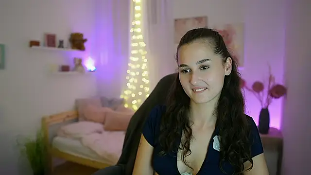 Snapshot of Annita_Grey chatting on 09-15-25, 06:52 Annita Grey online show from 09-15-25, 06:52