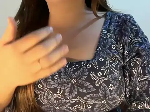 Remi Emmii online show from 01-12-26, 07:31