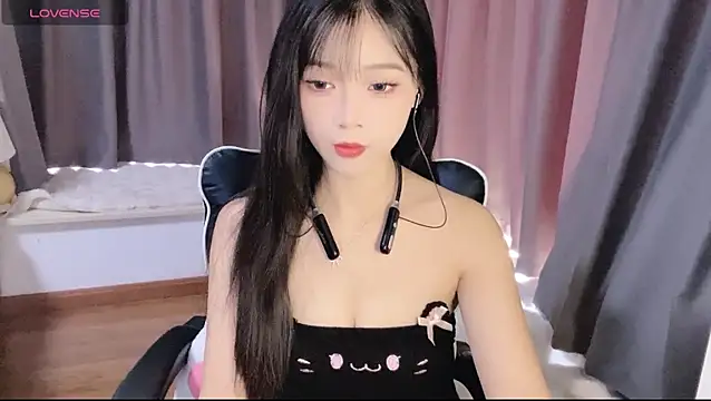 Cicicici-cc online show from 10-28-25, 02:34