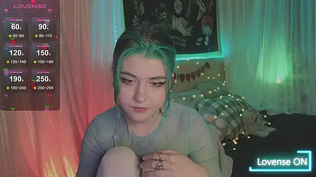 Snapshot of Miko_Meow chatting on 02-21-26, 06:32 Miko Meow online show from 02-21-26, 06:32