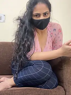 SashaPatel online show from 11-28-25, 03:28