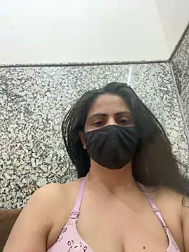 SashaPatel online show from 04-11-26, 10:41