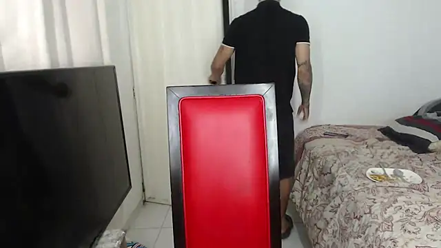 Alex mojica online show from 10-29-25, 06:12