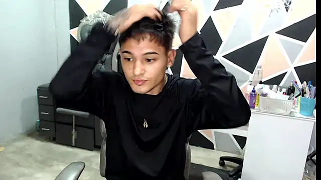 Alex mojica online show from 01-06-26, 06:17