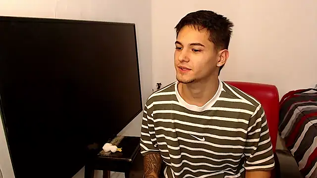 Alex mojica online show from 02-18-26, 06:11