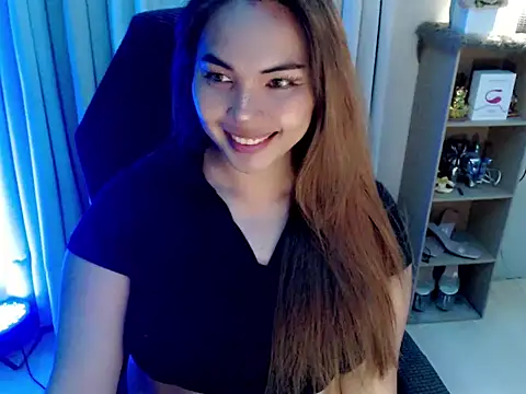 HolLyFaaCKer online show from 10-02-25, 04:32