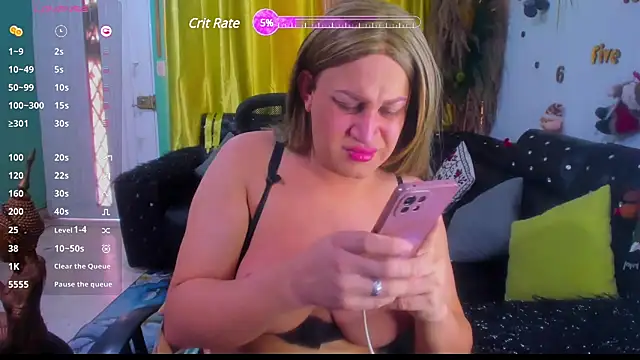 Snapshot of BarbieStyled chatting on 01-15-25, 05:58 BarbieStyled online show from 01-15-25, 05:58